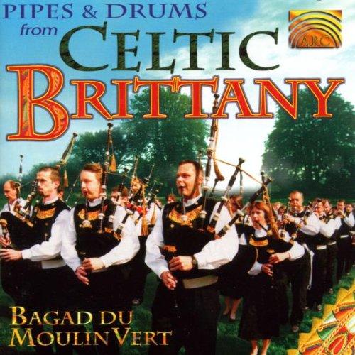 Bagad du Moulin Vert - Pipes & Drums from Celtic Britany