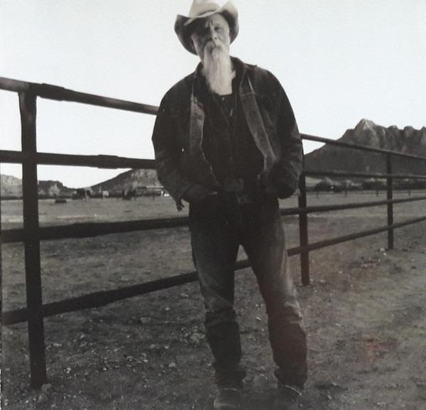 Seasick Steve - Keepin' The Horse Between Me And The Ground
